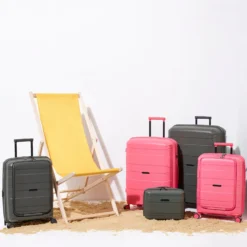 IT Luggage Momentous - 4-Piece Set (Calypso Coral) 37 IT Luggage Momentous - 4-Piece Set (Calypso Coral) -IT Luggage Store 15 091dd509 0cd6 4fb0 a071 a9ebac00d283