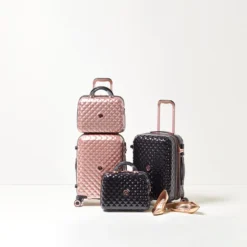 IT Luggage Glitzy - Cabin (Black) 15 IT Luggage Glitzy - Cabin (Black) -IT Luggage Store 16 406acc6f f6a4 408f 915a 4dc6f1003fe9