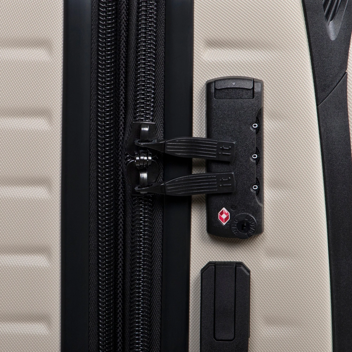 IT Luggage Lineal - Cabin (Oyster) 6 IT Luggage Lineal - Cabin (Oyster) - Image 6