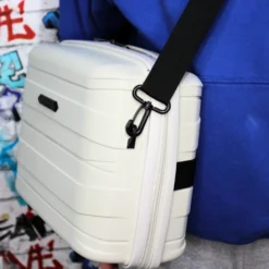 IT Luggage Momentous - Vanity Case (Pumice Stone) 12 IT Luggage Momentous - Vanity Case (Pumice Stone) -IT Luggage Store 6 26b5fa8a 2aaf 4aa8 9de6 e50b275c3052